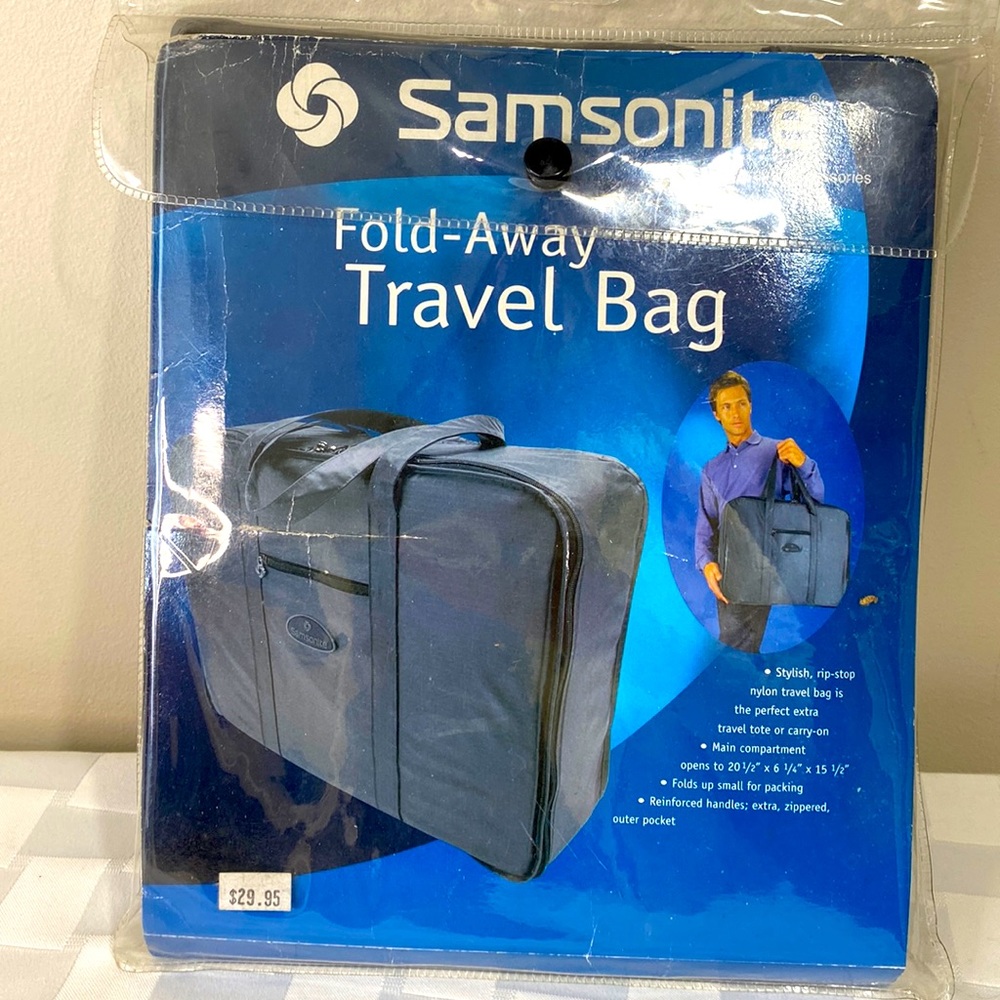 Samsonite Fold-Away Travel Bag in Gray